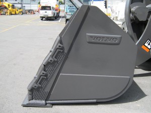 new L250H bucket FH (2)
